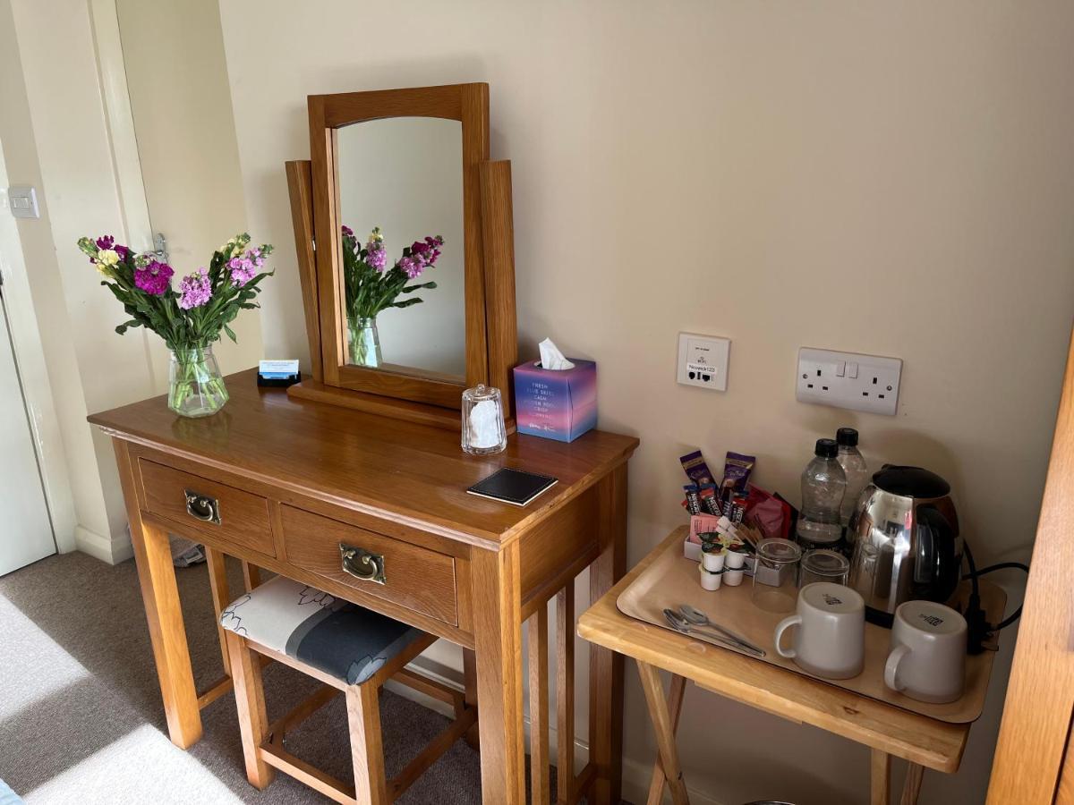 Bed and breakfast Wold Escapes, Highfield Farm 4*
